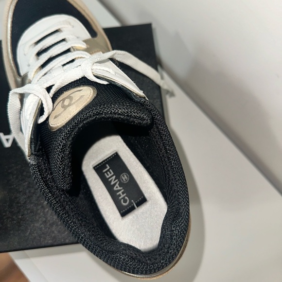 *SOLD* - Picture 10 of 13